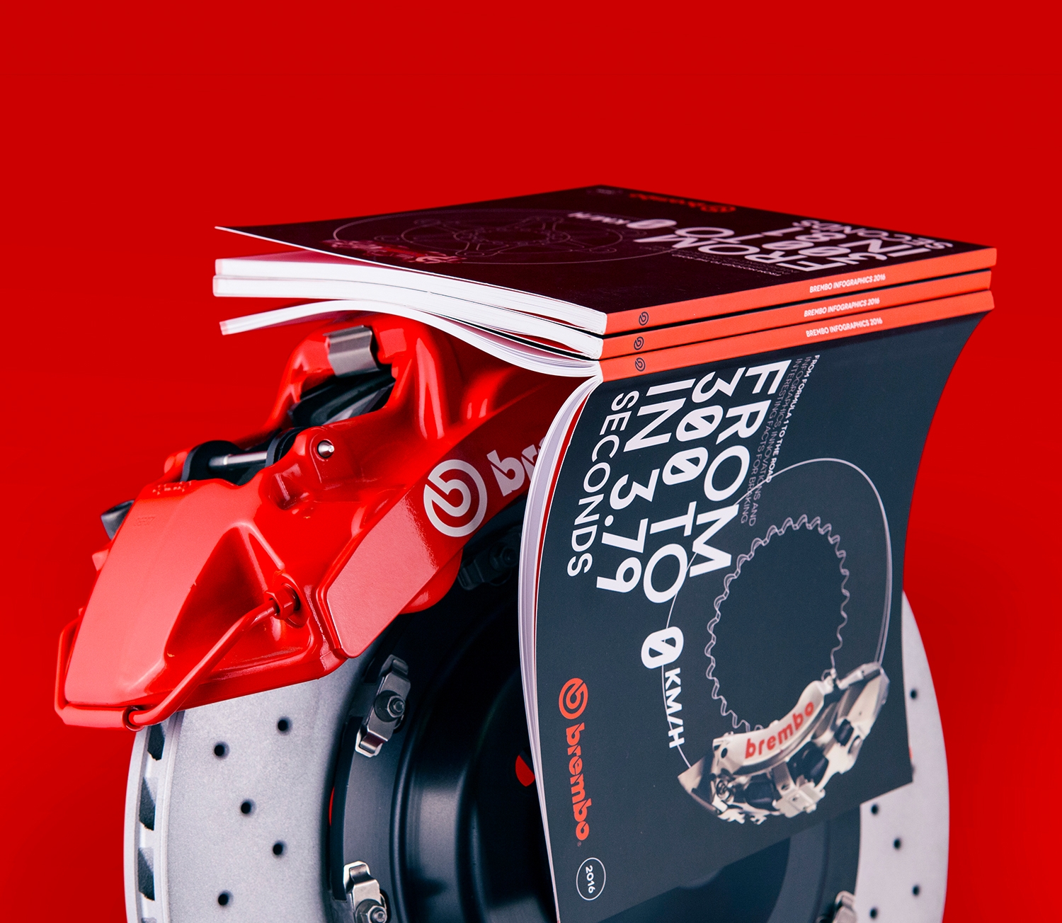 Real-time race performance plugs into social media Real-time race performance plugs into social media