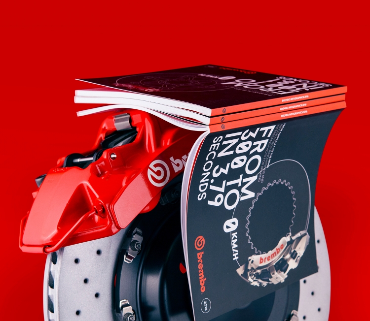 Real-time race performance plugs into social media Real-time race performance plugs into social media